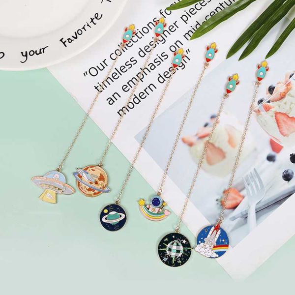 1pc metal bookmarks universe creative classical exquisite mini art pattern book mark page folder marker office school supplies bookmark
1pc metal bookmarks universe creative classical exquisite mini art pattern book mark page folder marker office school supplies bookmark