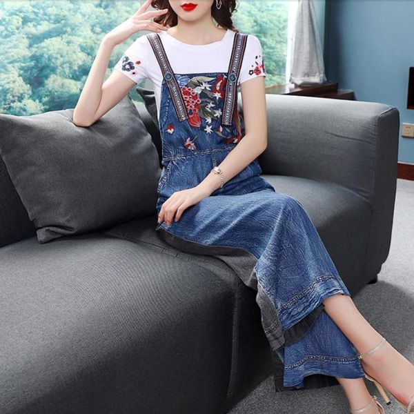 women's jeans 2021 women vintage washed embrordered wide leg bib blue denim overalls jean jumpsuits female large size drop crotch rompe
women's jeans 2021 women vintage washed embrordered wide leg bib blue denim overalls jean jumpsuits female large size drop crotch rompe