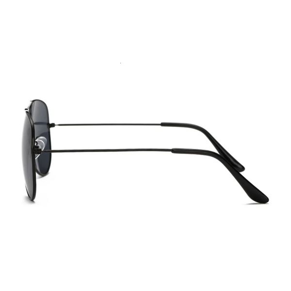 2021 summer pilot sunglasses women/men classic aviation sun glasses drivingmale luxury brand real outdoor polycarbonate goggle a520, White;black
2021 summer pilot sunglasses women/men classic aviation sun glasses drivingmale luxury brand real outdoor polycarbonate goggle a520, White;black