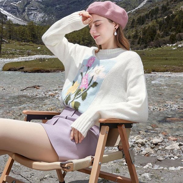 women's sweaters 2021 autumn winter chic sweater retro loose pullover jacquard soft waxy comfortable gentle sweet jumper, White;black
women's sweaters 2021 autumn winter chic sweater retro loose pullover jacquard soft waxy comfortable gentle sweet jumper, White;black