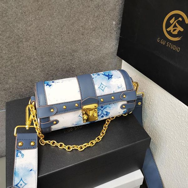 evening bags 2021 fashion colorful drum bag wild chain shoulder messenger pillow purses and handbags luxury designer sac luxe femme
evening bags 2021 fashion colorful drum bag wild chain shoulder messenger pillow purses and handbags luxury designer sac luxe femme