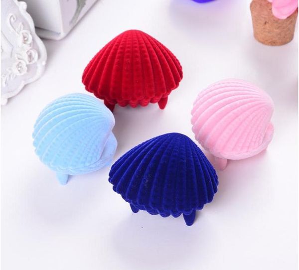 ring/earring box velvet valentine gift display shell shape jewellery case wedding accessories 6.5*5.2*5cm wholesale wrap
ring/earring box velvet valentine gift display shell shape jewellery case wedding accessories 6.5*5.2*5cm wholesale wrap