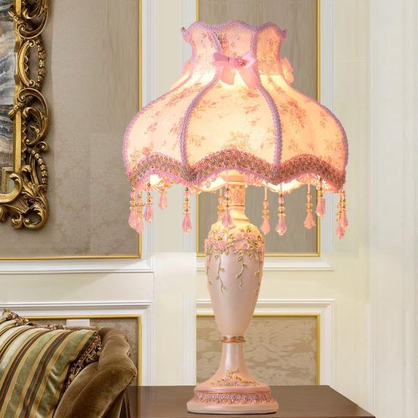 table lamps ping resin lamp bedside for living room creative and cozy princess pastoral wedding decoration
table lamps ping resin lamp bedside for living room creative and cozy princess pastoral wedding decoration
