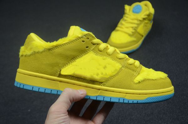 2021 dunk men women running shoes low yellow bear skateboard shoes fashion trainers luxurys designer sneakers with box
2021 dunk men women running shoes low yellow bear skateboard shoes fashion trainers luxurys designer sneakers with box