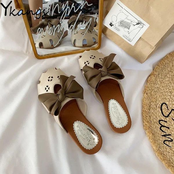 slippers round head ladies outdoor bowknot decoration beach casual flat summer anti-collision household, Black
slippers round head ladies outdoor bowknot decoration beach casual flat summer anti-collision household, Black