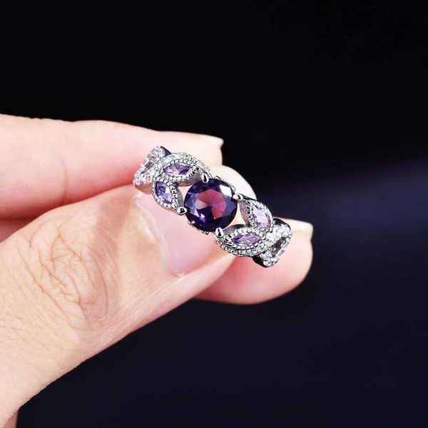 wedding rings luxury exquisite leaf inlay square purple zircon fashion geometric jewelry for women engagement accessories, Slivery;golden
wedding rings luxury exquisite leaf inlay square purple zircon fashion geometric jewelry for women engagement accessories, Slivery;golden