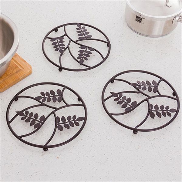 mats & pads 3 pcs insulation iron art potholder kitchen counter dining table anti-scalding pad pot bowl placemat
mats & pads 3 pcs insulation iron art potholder kitchen counter dining table anti-scalding pad pot bowl placemat