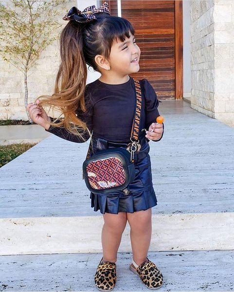 clothing sets fashion girls two-piece clothes set, solid color long sleeve round collar + short pu skirt outfits, black/ brown 2-7years, White
clothing sets fashion girls two-piece clothes set, solid color long sleeve round collar + short pu skirt outfits, black/ brown 2-7years, White