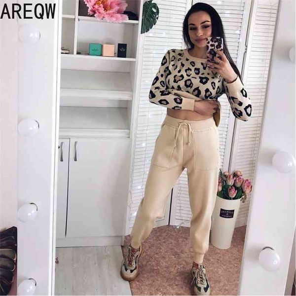 sweatsuits for women knitted suits leopard long sleeve o-neck sweater + elastic waist pocket harem pants sets tracksuit women 210727, White
sweatsuits for women knitted suits leopard long sleeve o-neck sweater + elastic waist pocket harem pants sets tracksuit women 210727, White