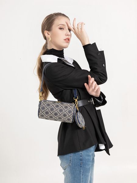 tb women's bag 2021 autumn winter new product fashion jacquard armpit small drum
tb women's bag 2021 autumn winter new product fashion jacquard armpit small drum