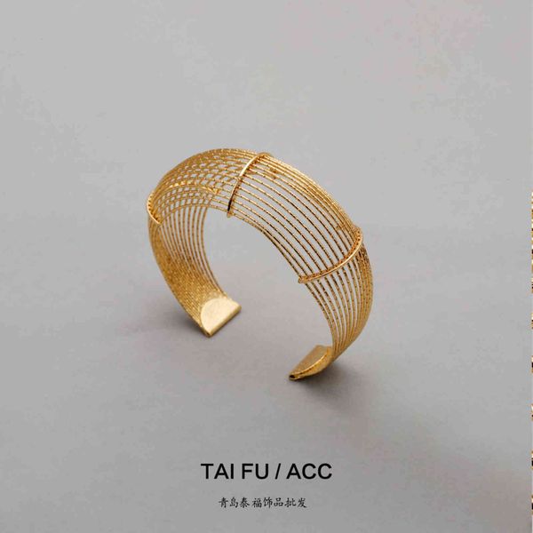 bangles bracelets high color retention vacuum plating real gold exaggerated personality new ins quality lace modeling open bracelet female, Black
bangles bracelets high color retention vacuum plating real gold exaggerated personality new ins quality lace modeling open bracelet female, Black