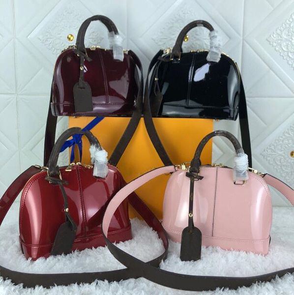 designer women classic shell bag genuine leather engraved padlock glossy compact ladies shoulder bags glamour small handbag
designer women classic shell bag genuine leather engraved padlock glossy compact ladies shoulder bags glamour small handbag