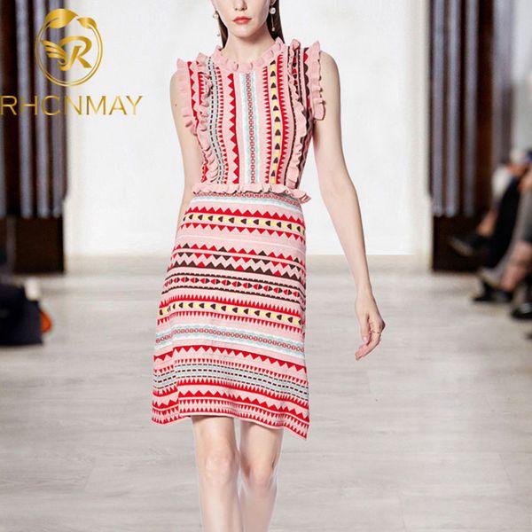 runway sleeveless knitted a line women dress summer rainbow striped print ruffles sweater dress fashion tank dressswimwear bathing suits swi, Black;gray
runway sleeveless knitted a line women dress summer rainbow striped print ruffles sweater dress fashion tank dressswimwear bathing suits swi, Black;gray