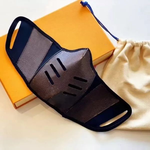 us stock fashion designer mens face masks reusable and washable face mask luxury women dust-proof anti-haze leather material flower grid sea
us stock fashion designer mens face masks reusable and washable face mask luxury women dust-proof anti-haze leather material flower grid sea