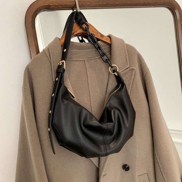 leather bags for women 2021 lady crossbody totes soft half moon satchels female capacity casual shoulder
leather bags for women 2021 lady crossbody totes soft half moon satchels female capacity casual shoulder