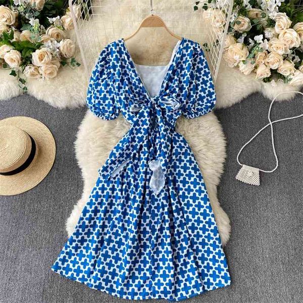 women's summer fashion square neck short sleeve hollowed out backless slim holiday a-line dress print vestidos r962 210527, Black;gray
women's summer fashion square neck short sleeve hollowed out backless slim holiday a-line dress print vestidos r962 210527, Black;gray