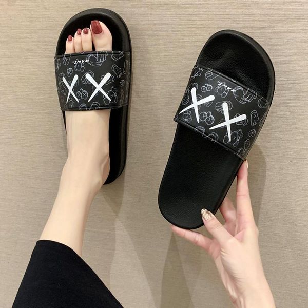 slippers 2021 fashion summer wear non-slip soft beach flip-flops bathroom for men and women, Black
slippers 2021 fashion summer wear non-slip soft beach flip-flops bathroom for men and women, Black