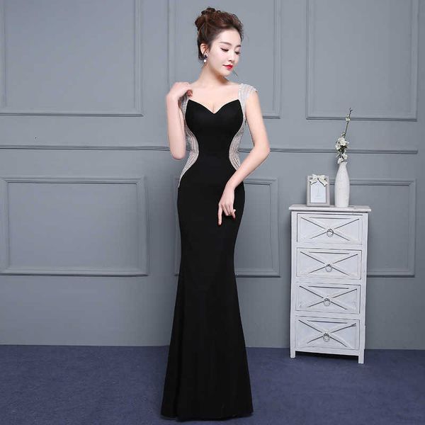 luxury prom dresses low cut women's deep v-neck banquet party fishtail fork car model nightclub evening, Black
luxury prom dresses low cut women's deep v-neck banquet party fishtail fork car model nightclub evening, Black