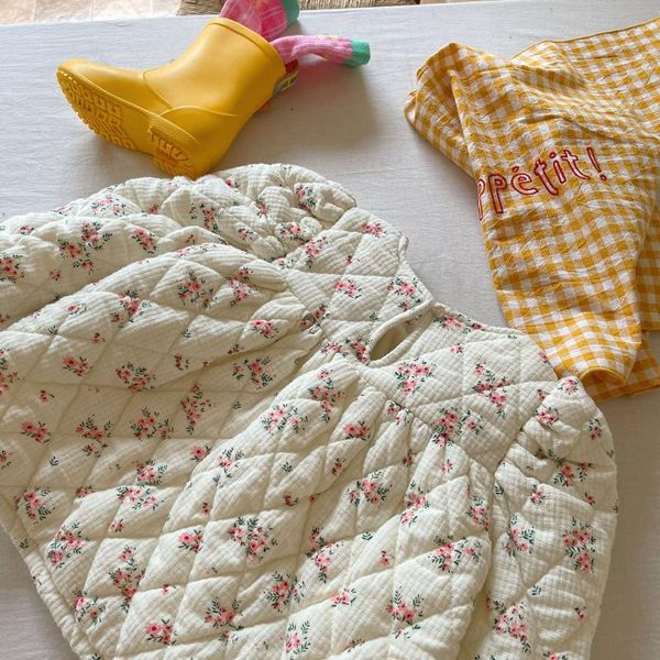 jackets winter korean style baby girls floral printed cotton padded coats puff sleeve quilting toddlers kids pullovers, Blue;gray
jackets winter korean style baby girls floral printed cotton padded coats puff sleeve quilting toddlers kids pullovers, Blue;gray