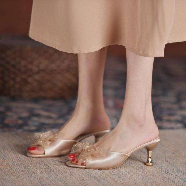 slippers gold sequin high heels banquet wedding women shoes black lace sandals 2021 bowknot color diamond women's peep toe
slippers gold sequin high heels banquet wedding women shoes black lace sandals 2021 bowknot color diamond women's peep toe