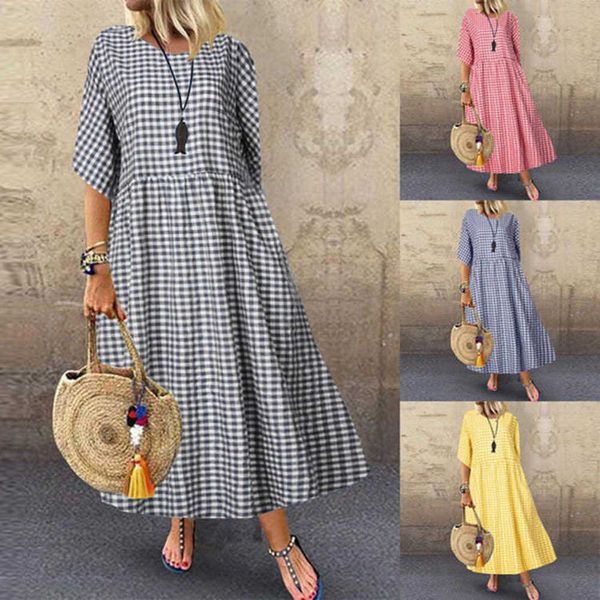 spring plaid summer leisure artistic temperament short sleeve round neck swing dress, Black;gray 
spring plaid summer leisure artistic temperament short sleeve round neck swing dress, Black;gray