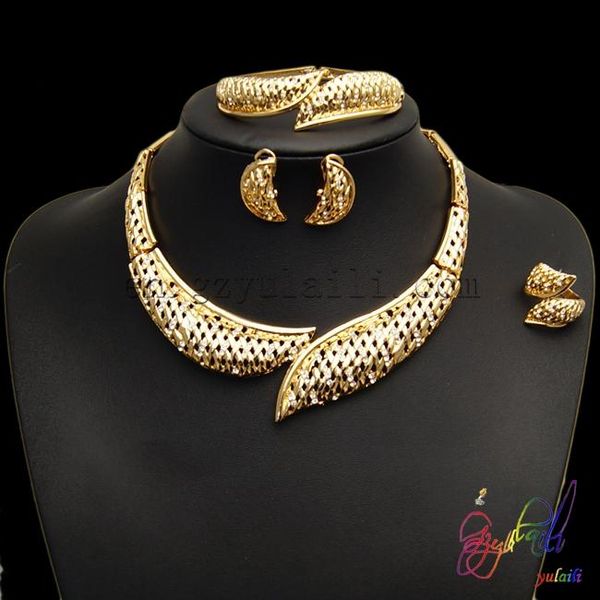 earrings & necklace 2021 special hollow out pattern jewellery sets american stylish women sale gold color, Silver
earrings & necklace 2021 special hollow out pattern jewellery sets american stylish women sale gold color, Silver