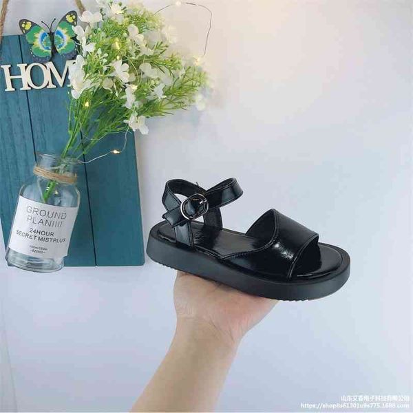 children's 2021 summer new fashion girl sandals girls casual simple korean beach shoes, Black;red
children's 2021 summer new fashion girl sandals girls casual simple korean beach shoes, Black;red