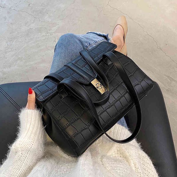 advanced sense portable women's 2021 new fashion summer large capacity shoulder versatile bag
advanced sense portable women's 2021 new fashion summer large capacity shoulder versatile bag