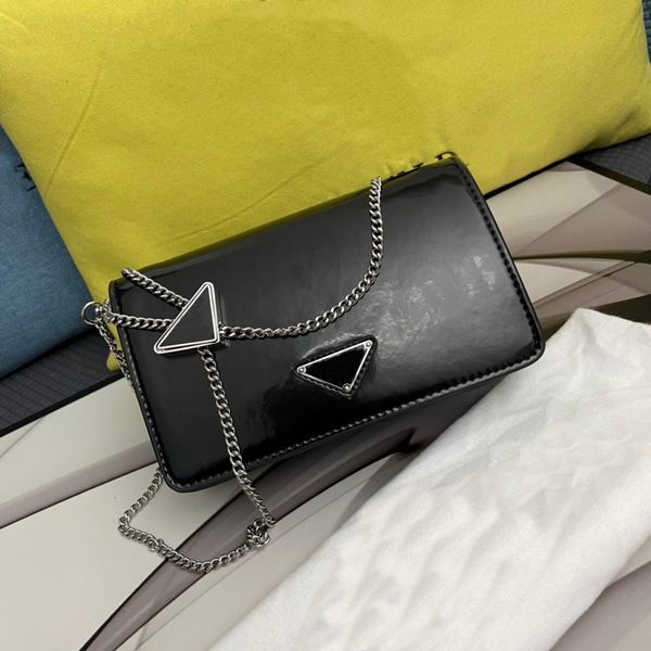 fashions men's women's bag fashion direct sales bag shoulder bags luxury designer commute fashion simple luxurys handbag
fashions men's women's bag fashion direct sales bag shoulder bags luxury designer commute fashion simple luxurys handbag