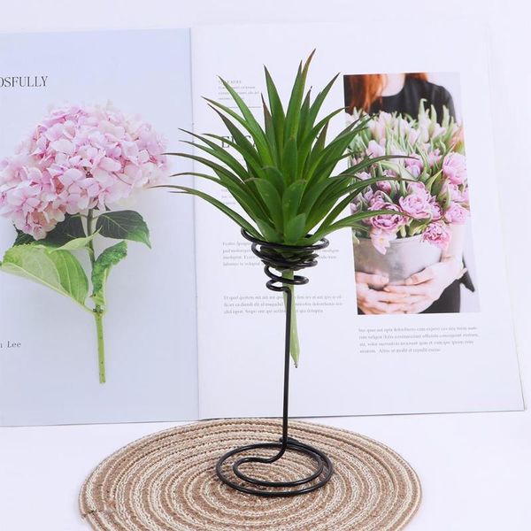 mini decorative metal air plant pot stand container holder balcony decor for plants tillandsia garden supplies home other
mini decorative metal air plant pot stand container holder balcony decor for plants tillandsia garden supplies home other