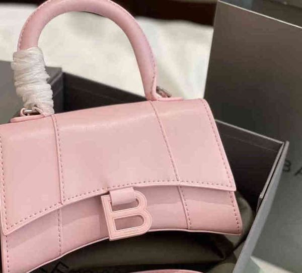 shoulder 2022 designers bag b-shaped hourglass women handbag versatile single messenger women's bag balencaigas's luxurys handdbag
shoulder 2022 designers bag b-shaped hourglass women handbag versatile single messenger women's bag balencaigas's luxurys handdbag