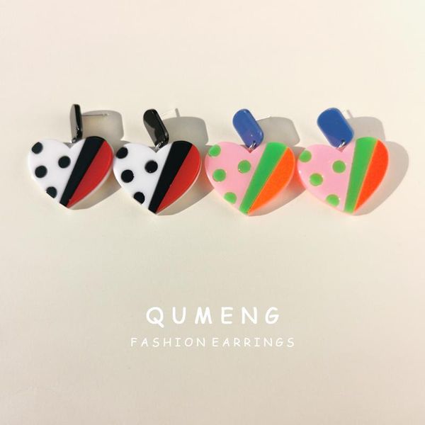 acrylic heart-shaped drop earrings female korean simple and elegant colorful fashion jewelry dangle & chandelier, Silver
acrylic heart-shaped drop earrings female korean simple and elegant colorful fashion jewelry dangle & chandelier, Silver