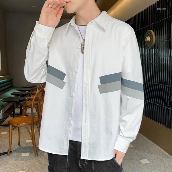 men's casual shirts long sleeve shirt 2021 korean fashion ruffian handsome white stitching loose contrast coat in spring and autumn, White;black
men's casual shirts long sleeve shirt 2021 korean fashion ruffian handsome white stitching loose contrast coat in spring and autumn, White;black