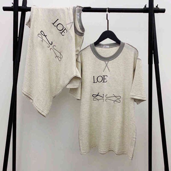 2022 factory wholesale new loe luojia couple's embroidered letter terry reverse make loose casual round neck men's and women', White
2022 factory wholesale new loe luojia couple's embroidered letter terry reverse make loose casual round neck men's and women', White