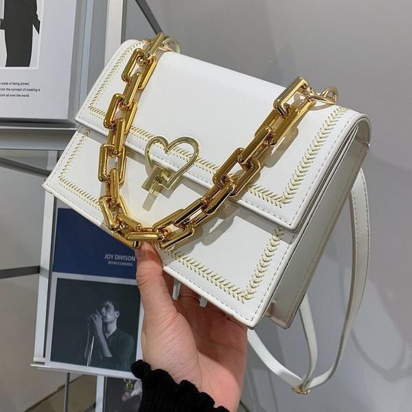 cross body fashion casual ladies one-shoulder messenger bag net red small bag2021 thick chain portable female personality square
cross body fashion casual ladies one-shoulder messenger bag net red small bag2021 thick chain portable female personality square