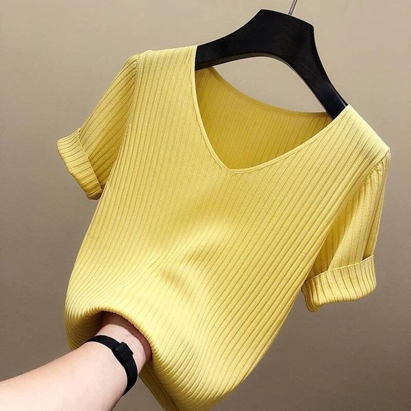 women's t-shirt spring and summer 2021 loose ice silk short sleeve solid color simple v-neck knitted base shirt, White
women's t-shirt spring and summer 2021 loose ice silk short sleeve solid color simple v-neck knitted base shirt, White