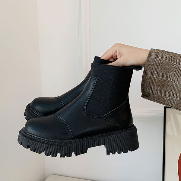 2022 chunky boots women winter shoes pu leather ankle boots black female autumn chelsea boots fashion platform booties
2022 chunky boots women winter shoes pu leather ankle boots black female autumn chelsea boots fashion platform booties