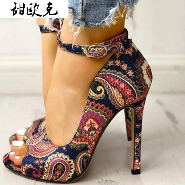dress shoes 2021 women's high heels lace-up color sandals summer stilettos casual woman large size 35-43, Black
dress shoes 2021 women's high heels lace-up color sandals summer stilettos casual woman large size 35-43, Black