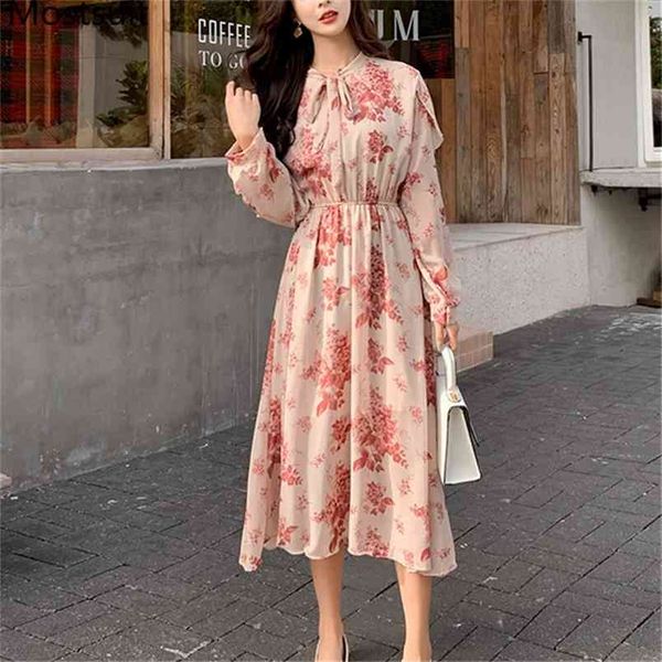 floral printed chiffon long dress women full sleeve bow collar loose waist midi dresses vintage elegant ladies vestidos 210513, Black;gray
floral printed chiffon long dress women full sleeve bow collar loose waist midi dresses vintage elegant ladies vestidos 210513, Black;gray