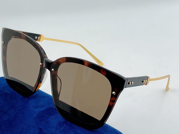 0432 fashion sunglasses with uv protection for men women vintage squar invisible frame popular come with case classic sunglasses, White;black
0432 fashion sunglasses with uv protection for men women vintage squar invisible frame popular come with case classic sunglasses, White;black