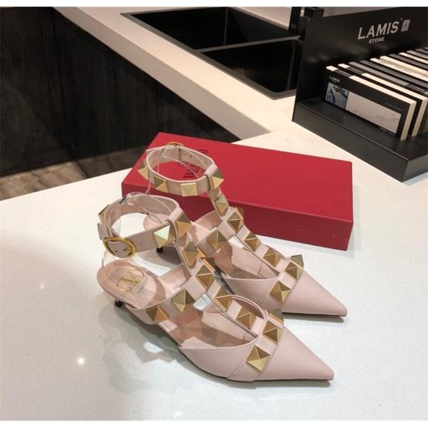 sandals 2021 designer luxry women 6cm high heel pointed toe sandals with rivets genuine leather lady wedding shoes 34-42 v dust bag nqil, Black
sandals 2021 designer luxry women 6cm high heel pointed toe sandals with rivets genuine leather lady wedding shoes 34-42 v dust bag nqil, Black