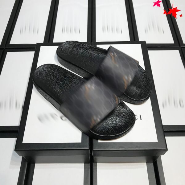 2021 designer luxurys slippers men sandals fashion beach shoes flip flops flat non-slip classical hole slipper with box size 39-45 -g192, Black
2021 designer luxurys slippers men sandals fashion beach shoes flip flops flat non-slip classical hole slipper with box size 39-45 -g192, Black