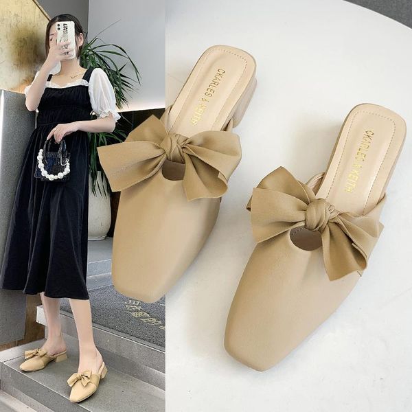 slippers female shoes butterfly-knot shallow ladies' luxury slides cover toe square heel med 2021 designer block rubber butterfl, Black
slippers female shoes butterfly-knot shallow ladies' luxury slides cover toe square heel med 2021 designer block rubber butterfl, Black