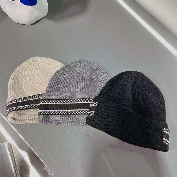warm knitted hat designer wool cap for men luxury letter d fashion mens beanie women fitted beanies casual hats caps d21111001hl, Blue;gray
warm knitted hat designer wool cap for men luxury letter d fashion mens beanie women fitted beanies casual hats caps d21111001hl, Blue;gray