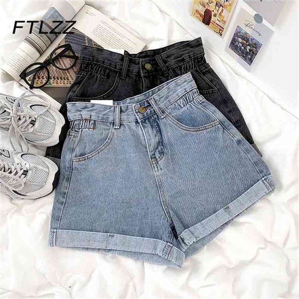 short 1 210525, White;black
short 1 210525, White;black