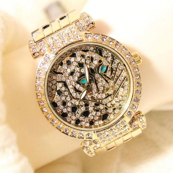 wristwatches 2021 diamond orologio donna fashion rhinestone watch women casual watches clock female quartz ladies wristwatch, Slivery;brown
wristwatches 2021 diamond orologio donna fashion rhinestone watch women casual watches clock female quartz ladies wristwatch, Slivery;brown
