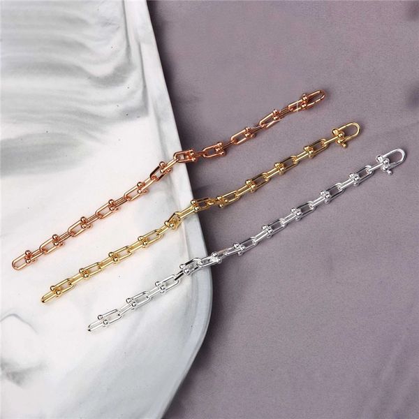 2020 t classic u-shaped pure silver 925 lovers bracelet, fashion accessories make your love more sweet, Golden;silver
2020 t classic u-shaped pure silver 925 lovers bracelet, fashion accessories make your love more sweet, Golden;silver