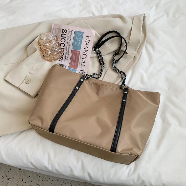 cross body large-capacity brand bags women's 2021 designer handbags fashion one-shoulder underarm bag chain portable tote
cross body large-capacity brand bags women's 2021 designer handbags fashion one-shoulder underarm bag chain portable tote