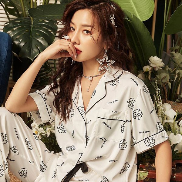 women's sleepwear summer ladies simple style elegant turn-down collar cartoon flower printed ins pajamas set women thin homewear 6, Black;red
women's sleepwear summer ladies simple style elegant turn-down collar cartoon flower printed ins pajamas set women thin homewear 6, Black;red