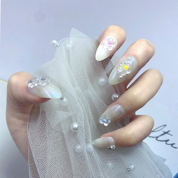 nail glitter art color mixed small daisy flower wood pulp patch supplies for professional accessories diy manicure design, Silver;gold
nail glitter art color mixed small daisy flower wood pulp patch supplies for professional accessories diy manicure design, Silver;gold